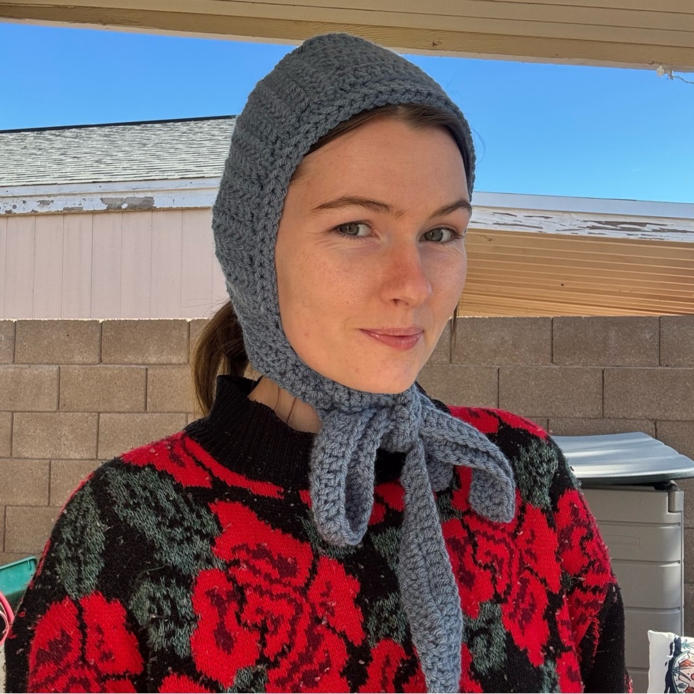 Blue crochet Bonnet - Picture 15 of 16